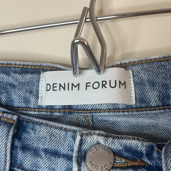 ARITZIA DENIM FORUM Arlo High Rise Straight Leg Distressed Jeans - Picture 11 of 15